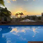 Appartement Confortable Avec Vue Sur Mer A Pointe Noire 51M² Piscine